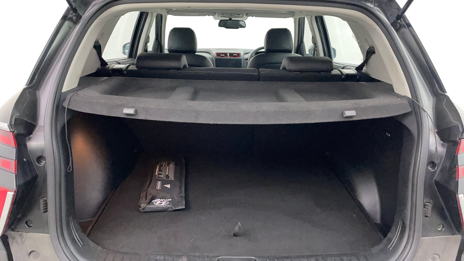 Used 2022 Hyundai Creta SX (O) 1.4 Turbo 7 DCT Petrol Automatic interior DICKY INSIDE VIEW