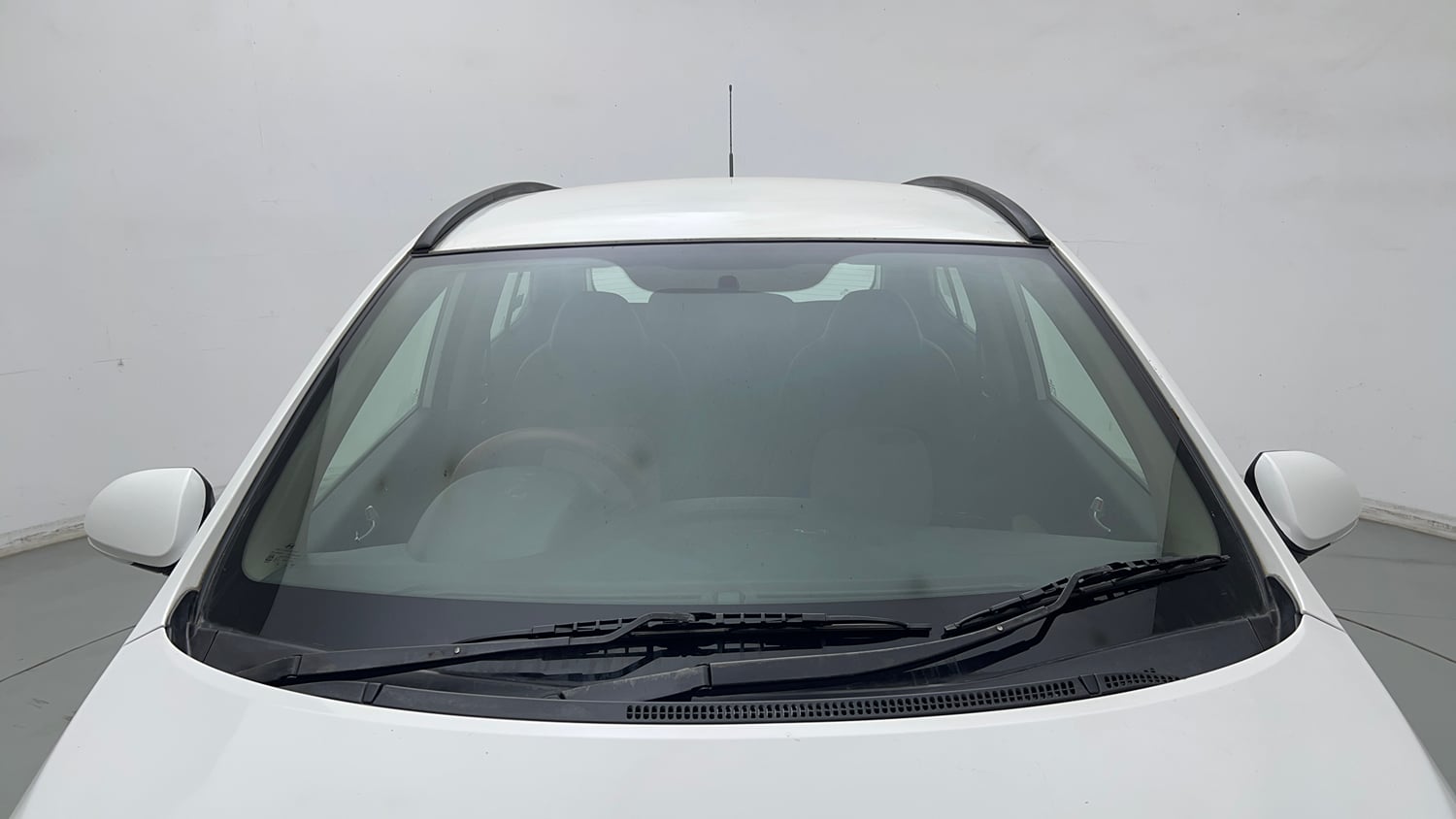 Used 2017 Hyundai Grand i10 Sportz (O) 1.2 Kappa VTVT Petrol Manual exterior FRONT WINDSHIELD VIEW