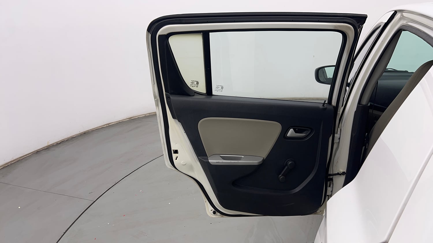 Used 2015 Maruti Suzuki Alto K10 VXi Petrol Manual interior LEFT REAR DOOR OPEN VIEW