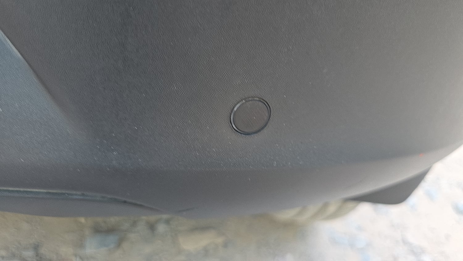 Used 2020 Renault Kwid RXL Petrol Manual top_features Parking sensors