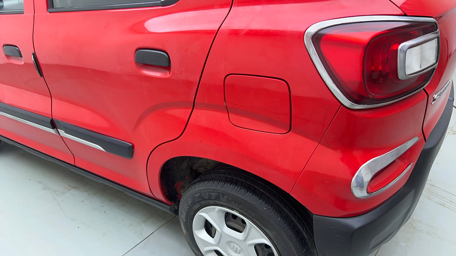 Used 2023 Maruti Suzuki S-Presso VXi S-CNG Cng Manual dents MINOR SCRATCH