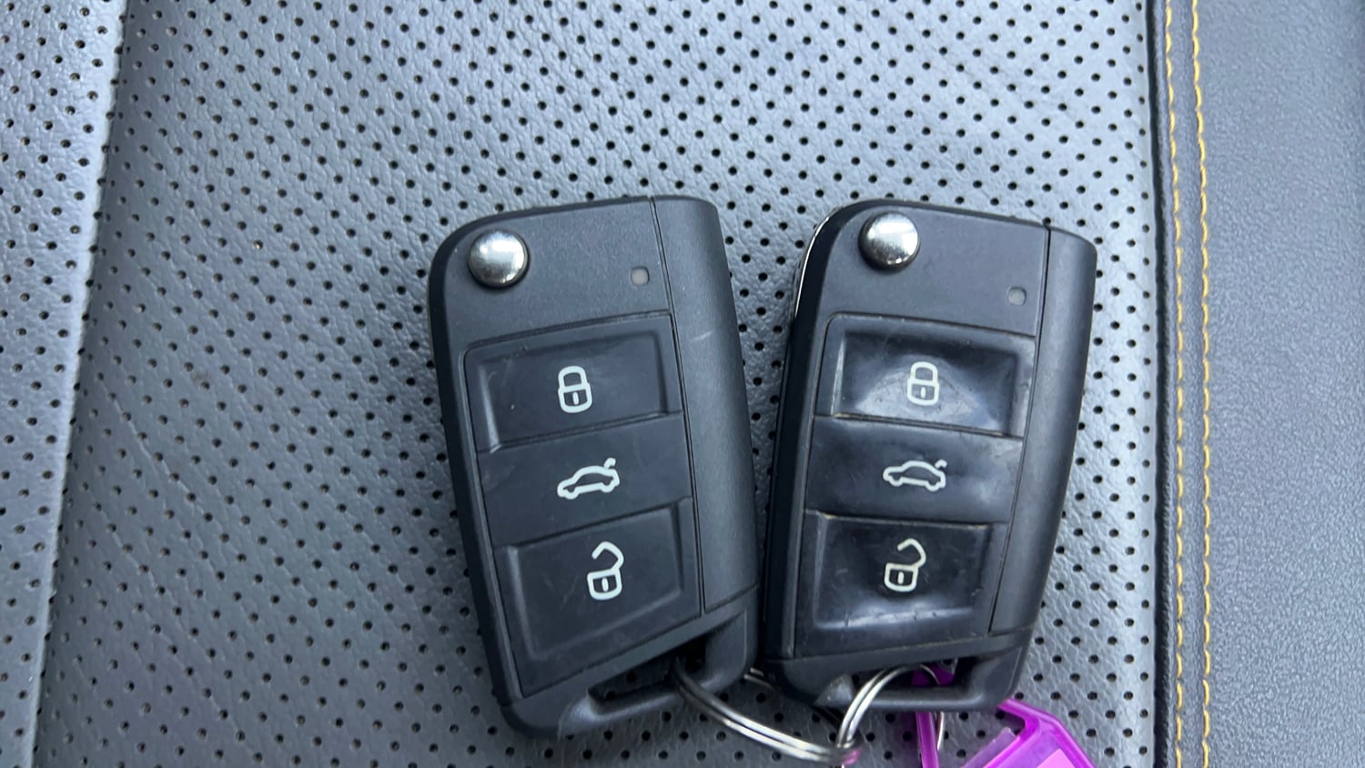 Used 2022 Skoda Kushaq Style 1.5L TSI DSG (6 Airbags) Petrol Automatic extra CAR KEY VIEW