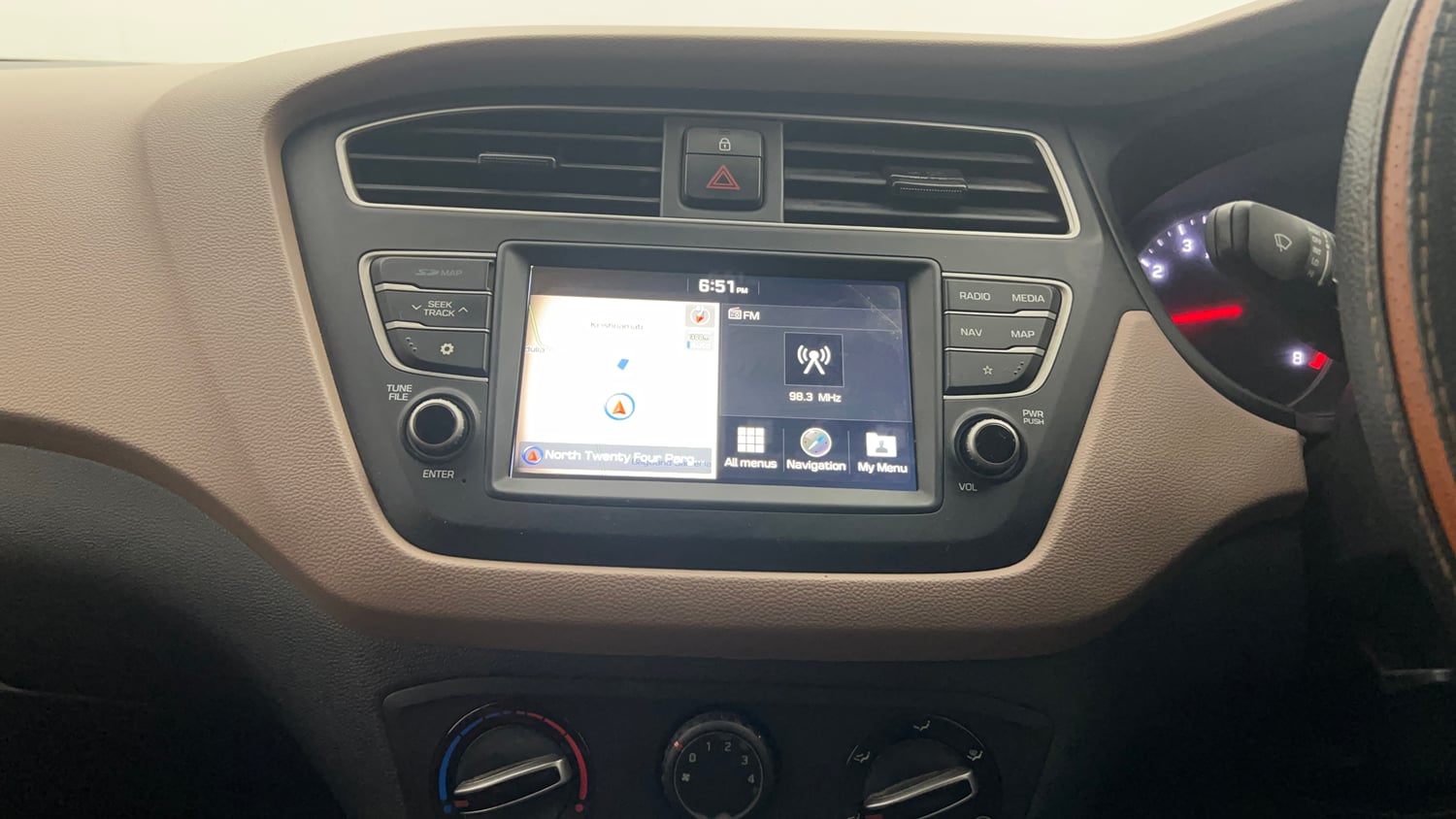 Used 2019 Hyundai Elite i20 Sportz Plus 1.2 Petrol Manual interior MUSIC SYSTEM & AC CONTROL VIEW