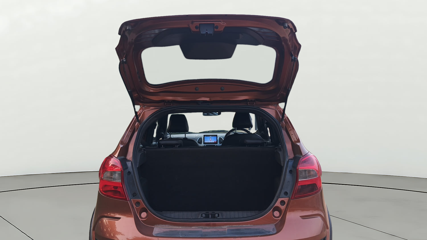 Used 2019 Ford Freestyle Trend Plus 1.2 Ti-VCT Petrol Manual interior DICKY DOOR OPEN VIEW