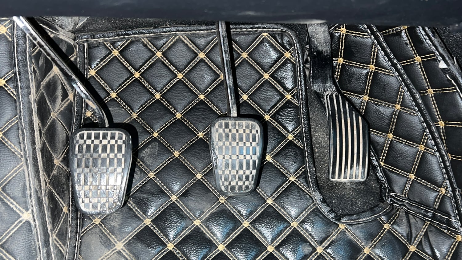 Used 2023 Tata Punch Adventure MT Petrol Manual interior PEDALS VIEW