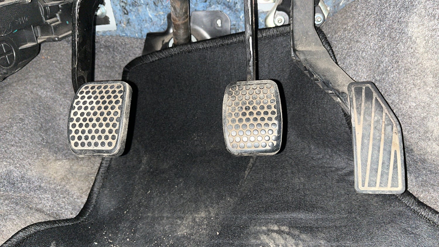 Used 2021 Maruti Suzuki Alto 800 LXi Petrol Manual interior PEDALS VIEW
