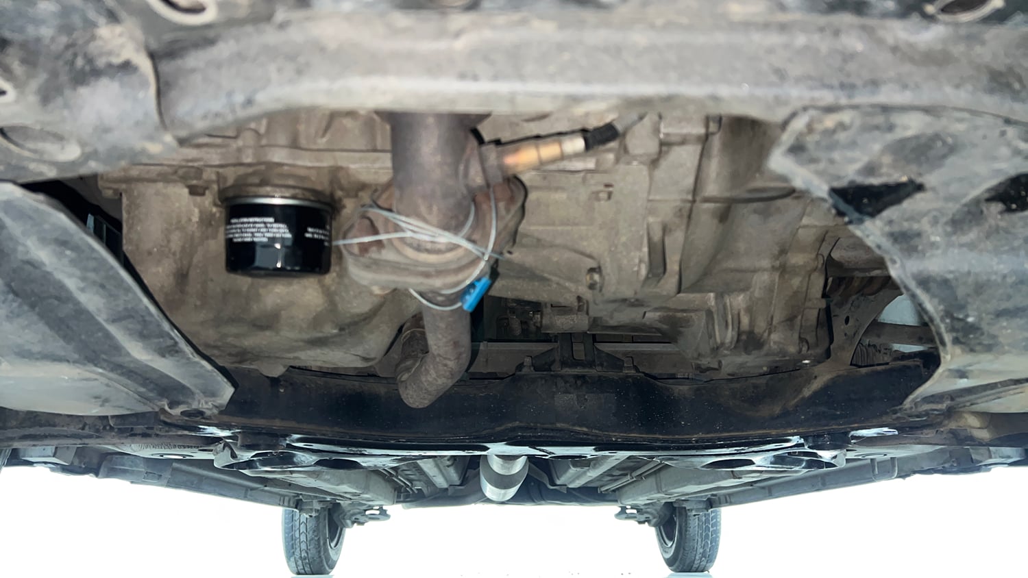 Used 2014 Maruti Suzuki Swift VXi Petrol Manual extra FRONT LEFT UNDERBODY VIEW