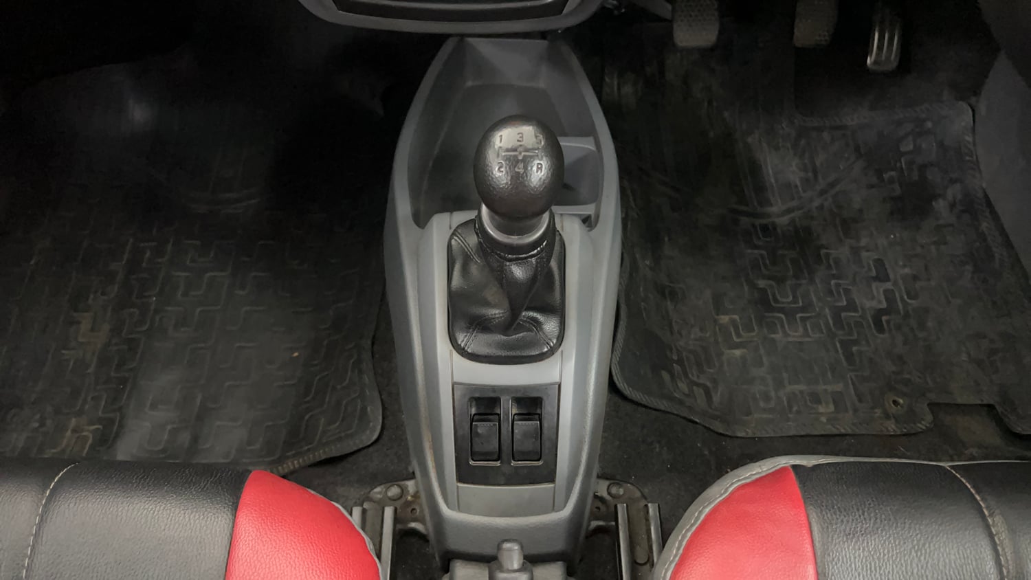 Used 2015 Maruti Suzuki Alto 800 Vxi Petrol Manual interior GEAR  KNOB VIEW