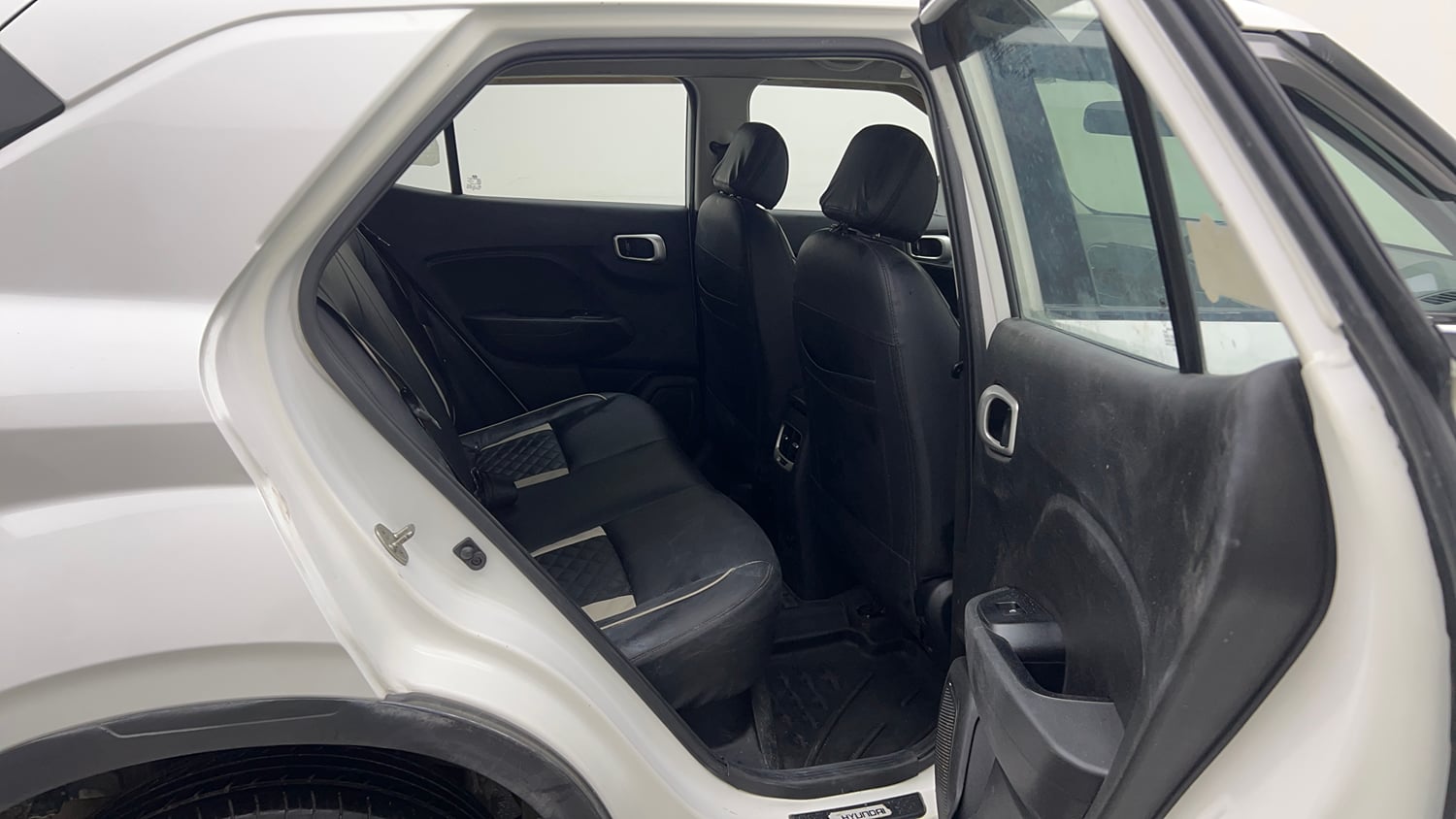 Used 2022 Hyundai Venue S 1.2 Petrol Petrol Manual interior RIGHT SIDE REAR DOOR CABIN VIEW