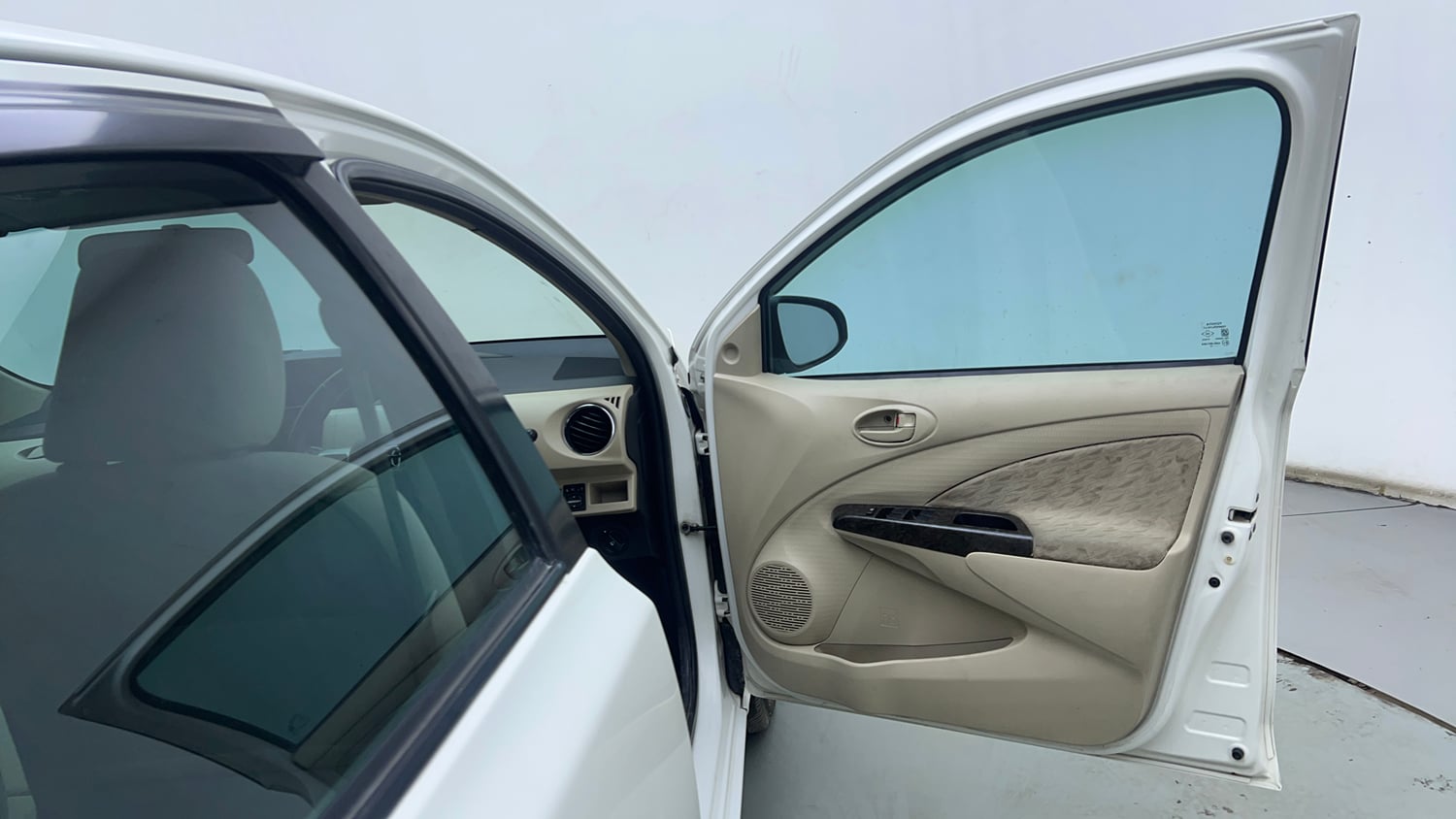 Used 2018 Toyota Etios Liva VXD Diesel Manual interior RIGHT FRONT DOOR OPEN VIEW