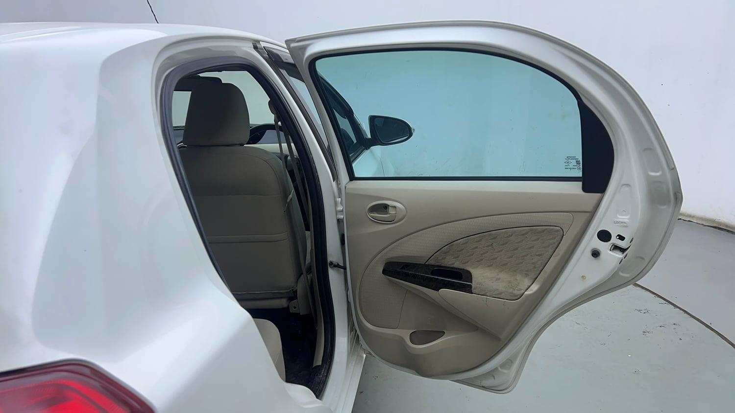 Used 2018 Toyota Etios Liva VXD Diesel Manual interior RIGHT REAR DOOR OPEN VIEW