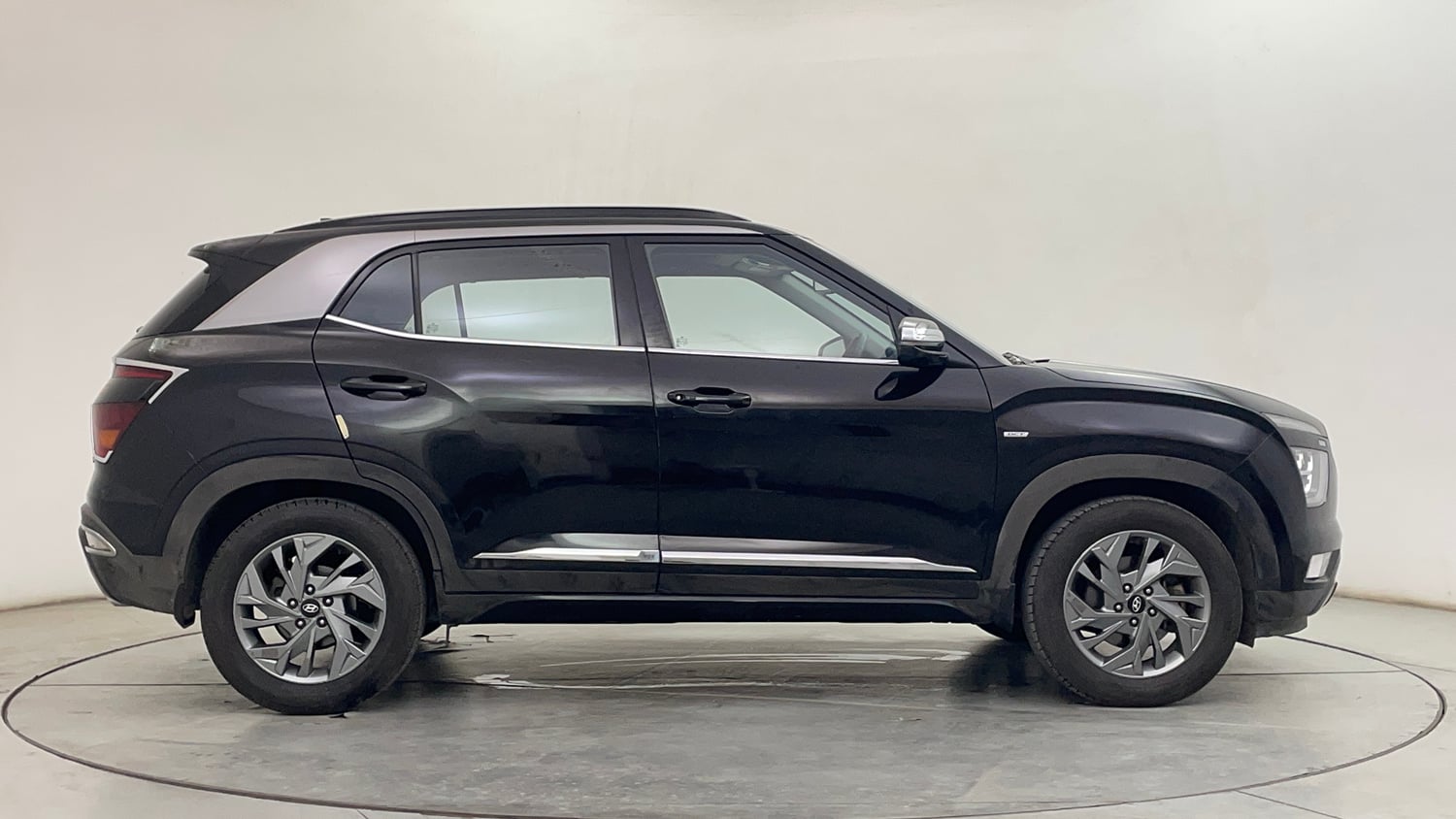 Used 2022 Hyundai Creta SX (O) 1.4 Turbo 7 DCT Petrol Automatic exterior RIGHT SIDE VIEW