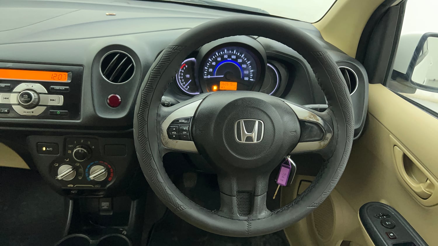 Used 2016 Honda Amaze 1.2 S i-VTEC Petrol Manual interior STEERING VIEW