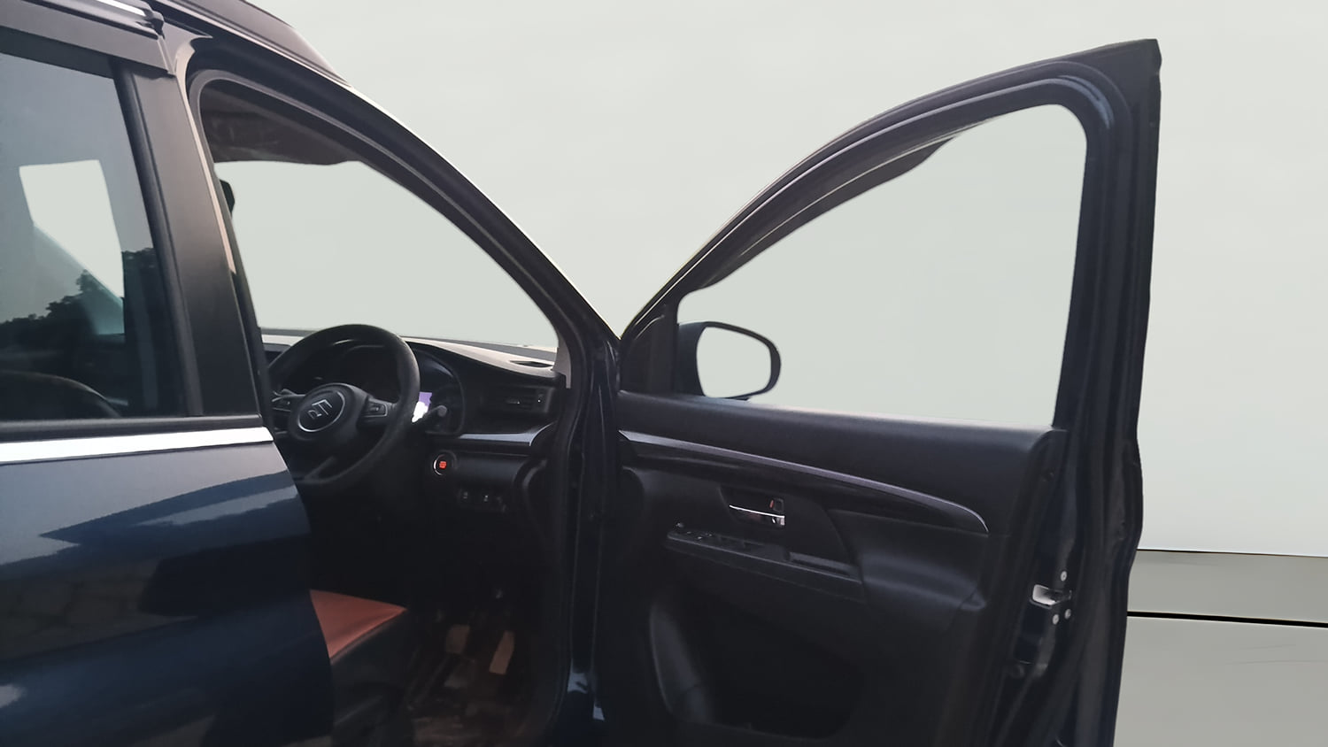 Used 2024 Maruti Suzuki XL6 Zeta MT Petrol Petrol Manual interior RIGHT FRONT DOOR OPEN VIEW