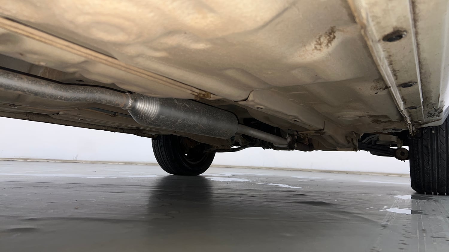 Used 2015 Maruti Suzuki Alto K10 VXi Petrol Manual extra REAR RIGHT UNDERBODY VIEW