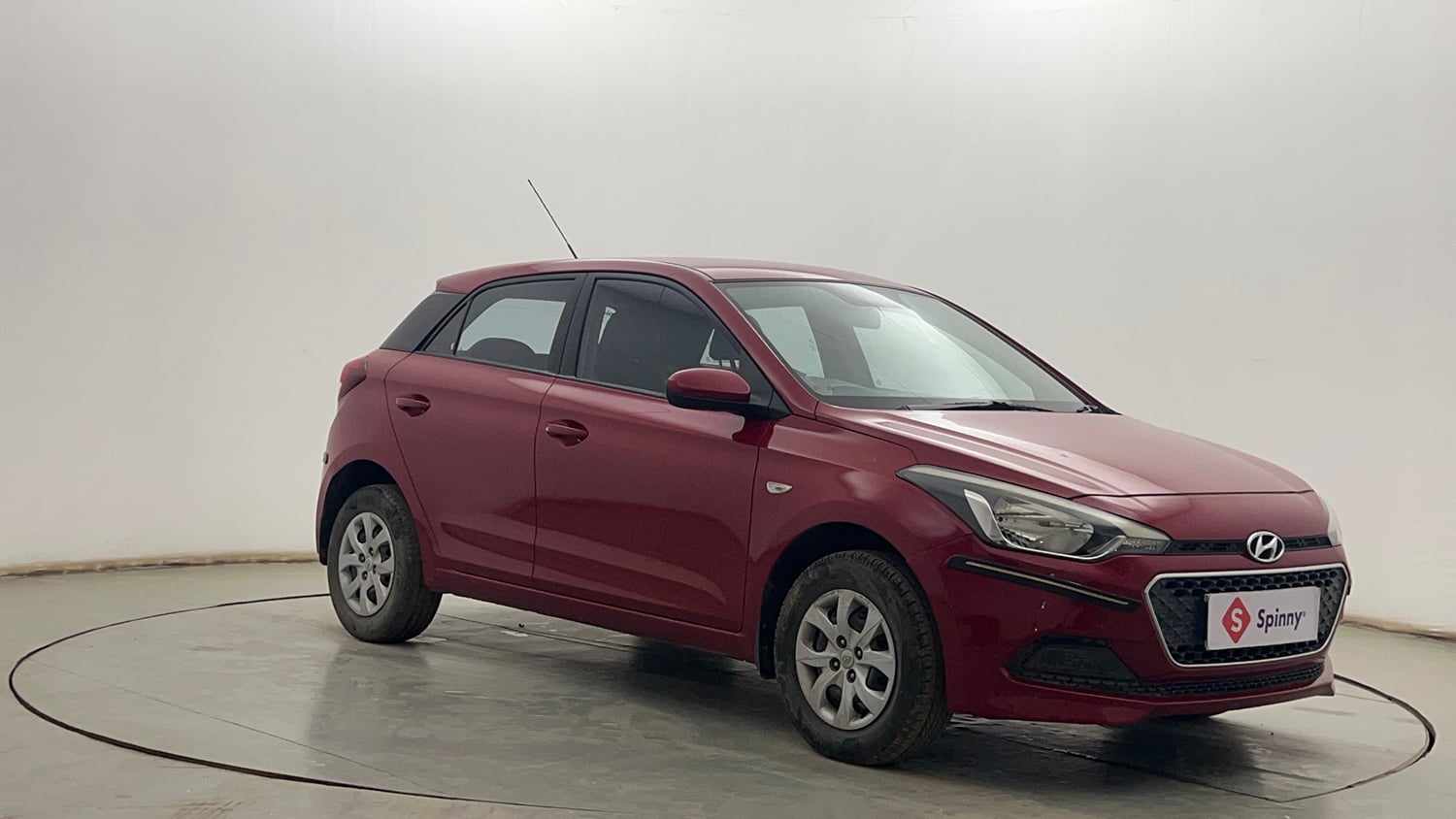 Used 2015 Hyundai Elite i20 Magna 1.2 Petrol Manual exterior RIGHT FRONT CORNER VIEW