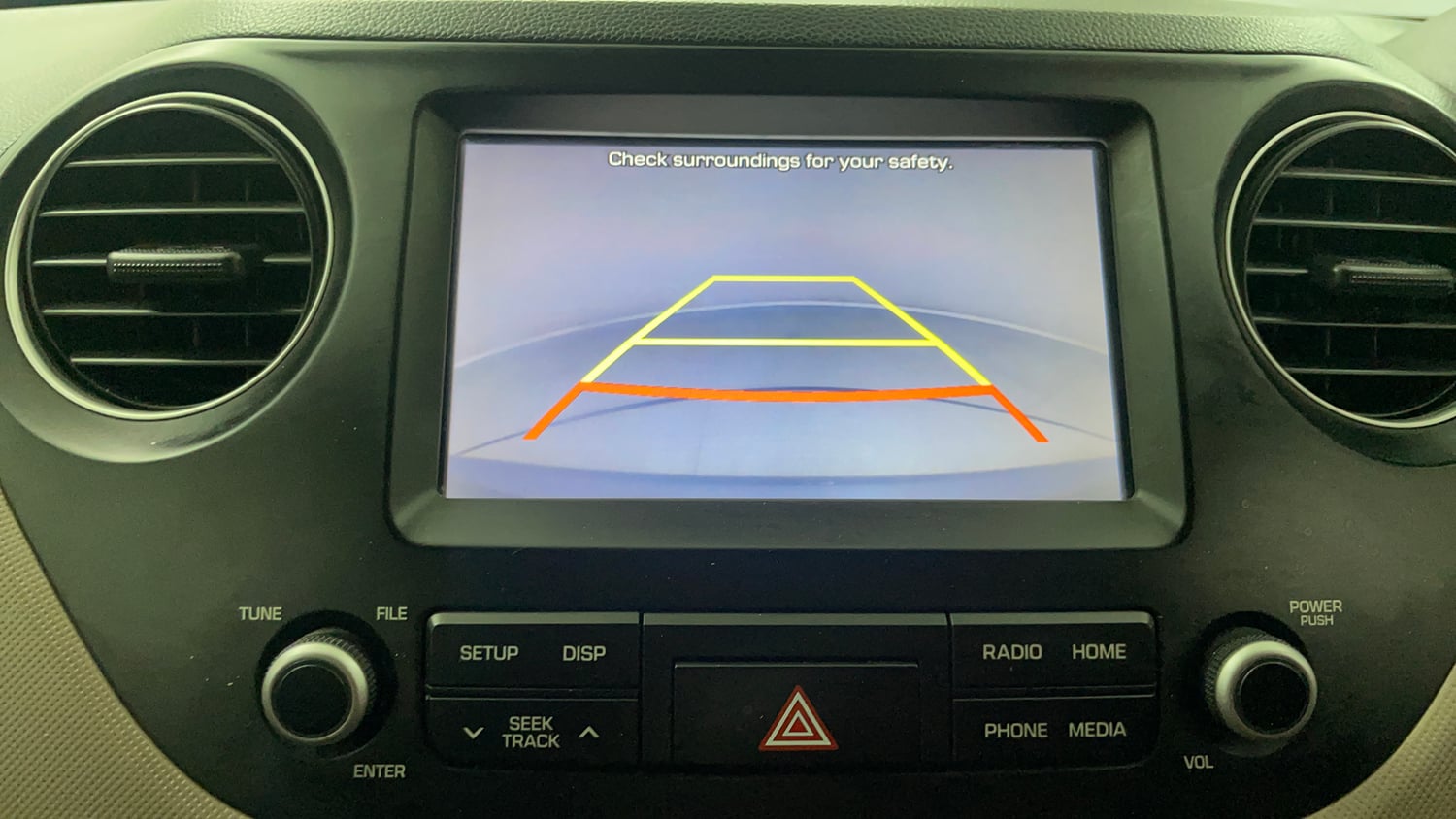 Used 2017 Hyundai Grand i10 Sportz (O) 1.2 Kappa VTVT Petrol Manual top_features Rear camera
