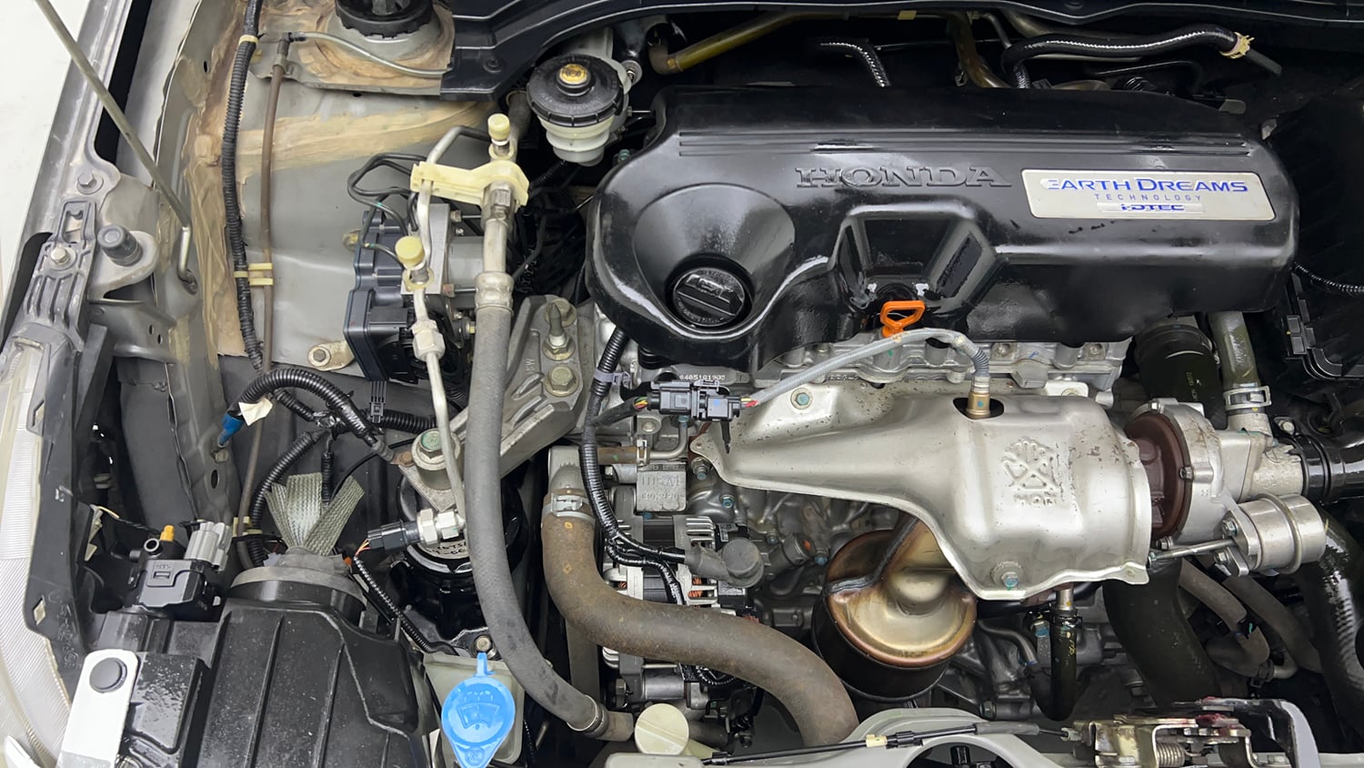 Used 2018 Honda Amaze 1.5 V CVT Diesel Diesel Automatic engine ENGINE RIGHT SIDE VIEW