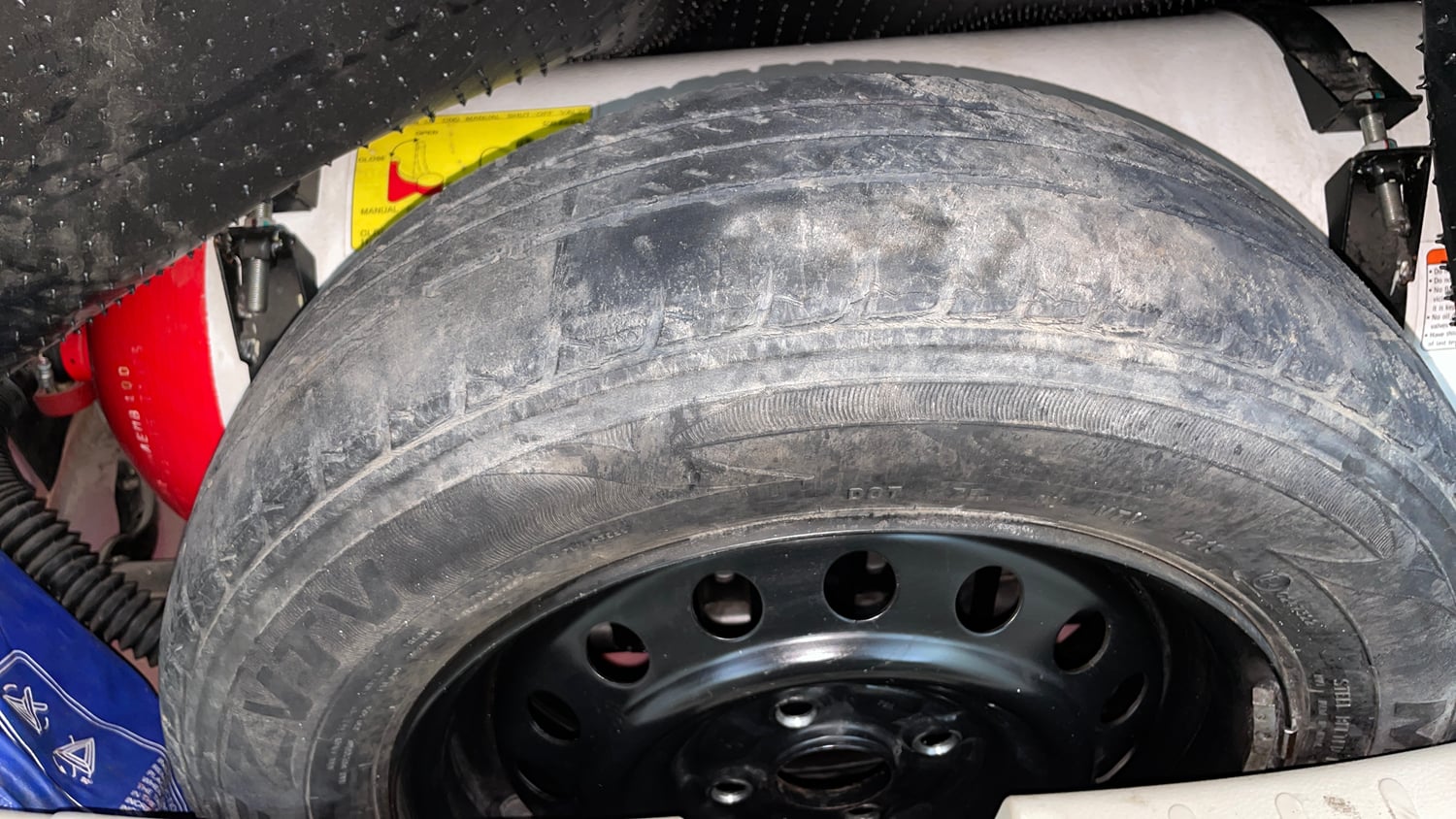 Used 2020 Maruti Suzuki Celerio VXi (O) CNG Cng Manual tyres SPARE TYRE VIEW