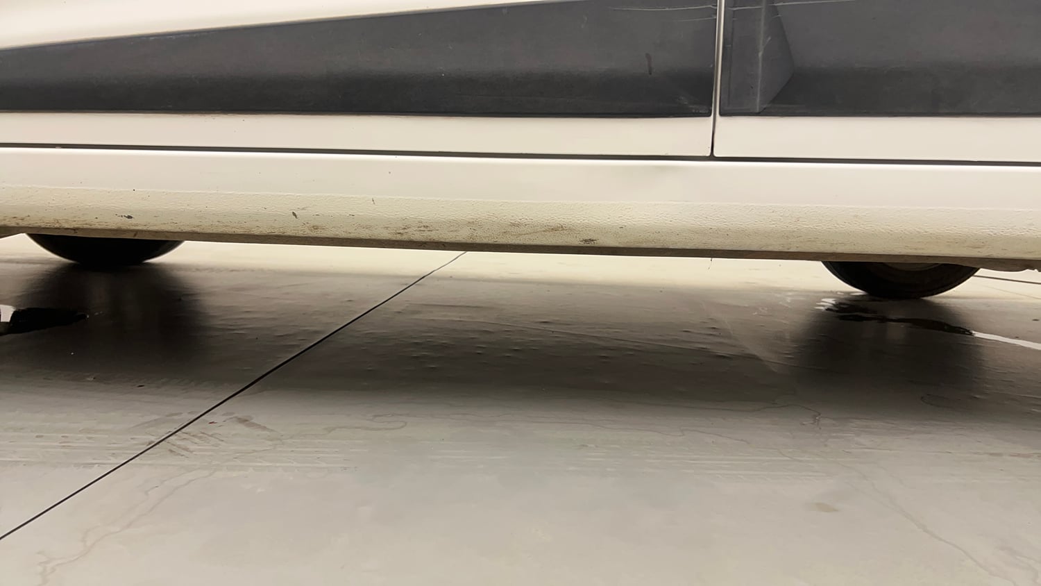 Used 2015 Hyundai Grand i10 Asta AT 1.2 Kappa VTVT Petrol Automatic dents MINOR DENT