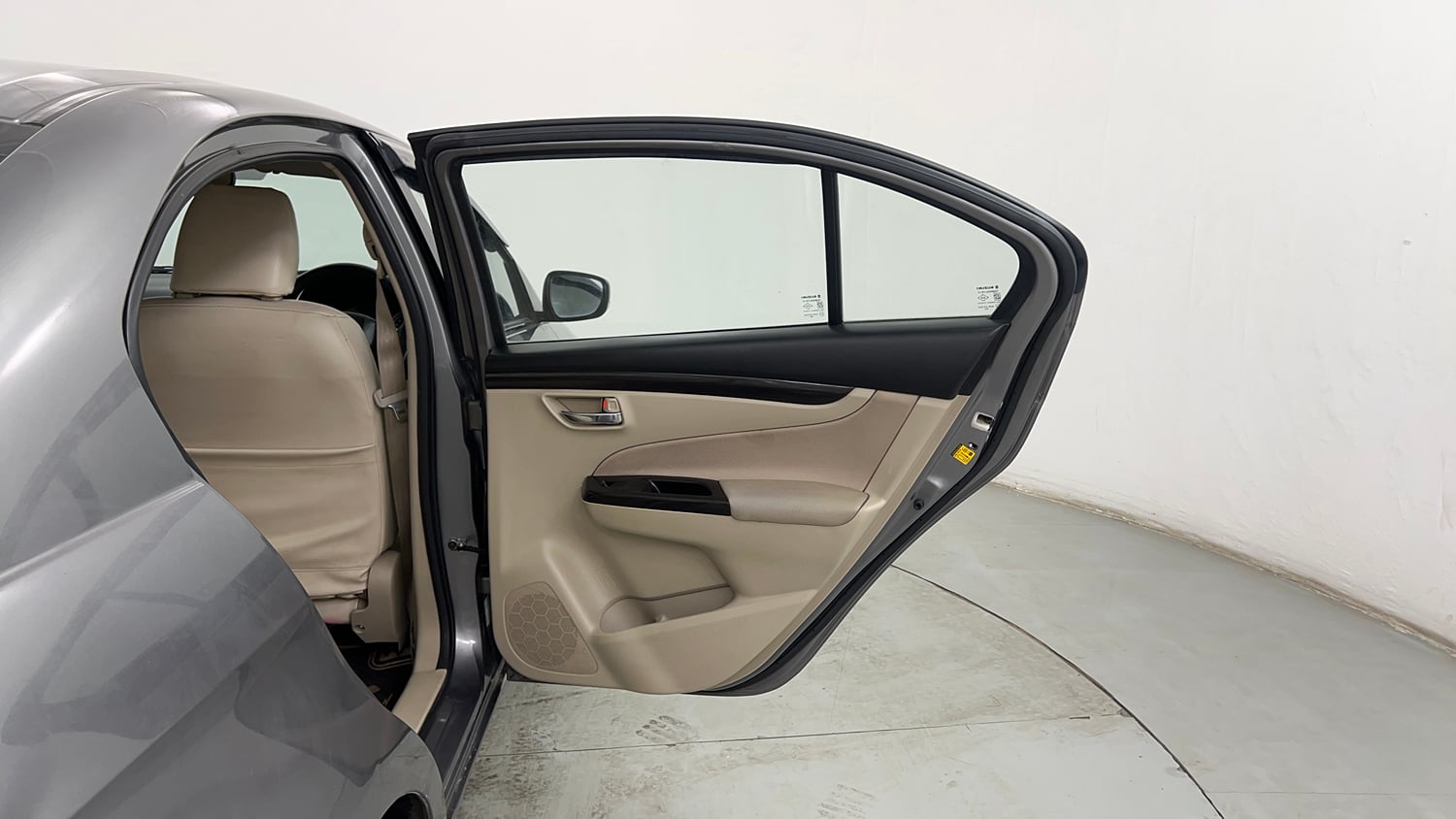 Used 2016 Maruti Suzuki Ciaz VXi+ Petrol Manual interior RIGHT REAR DOOR OPEN VIEW