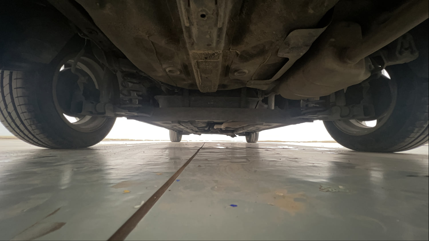 Used 2019 Hyundai Xcent SX Petrol Manual extra REAR UNDERBODY VIEW (TAKEN FROM REAR)