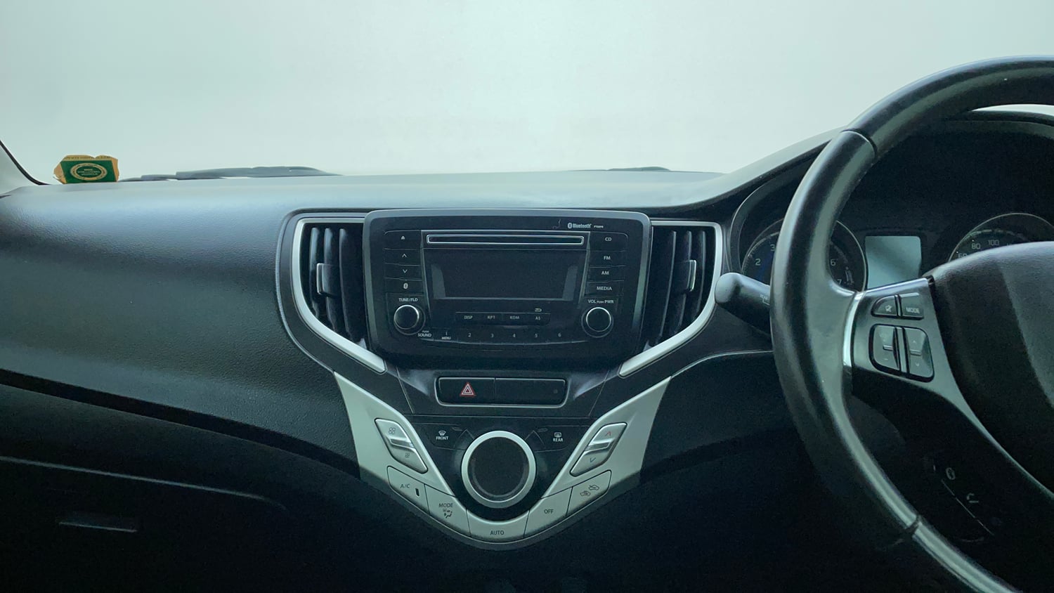 Used 2017 Maruti Suzuki Baleno Zeta 1.2 Petrol Manual interior MUSIC SYSTEM & AC CONTROL VIEW