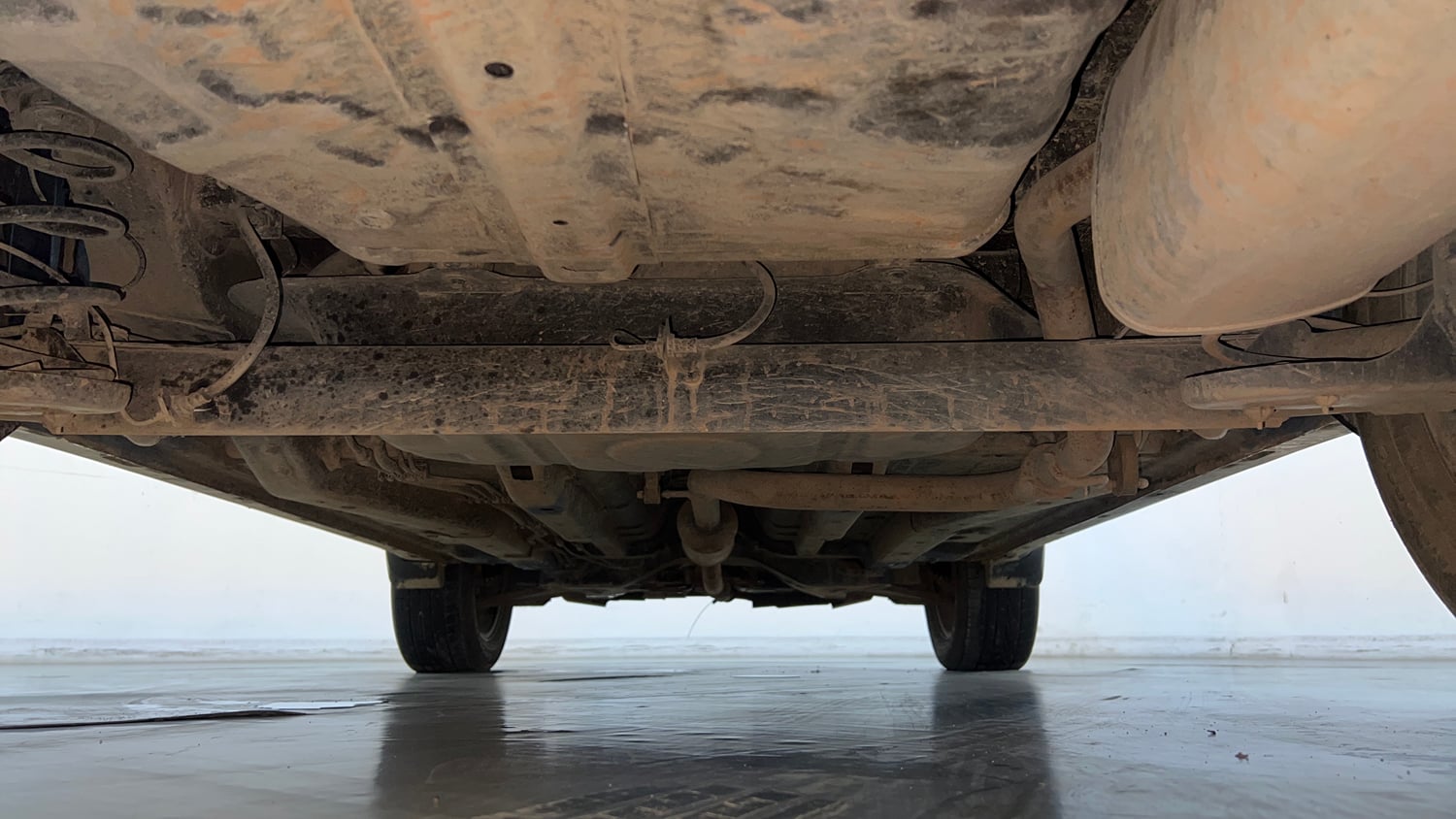 Used 2022 Tata Nexon XZA Plus (HS) Petrol Automatic extra REAR UNDERBODY VIEW (TAKEN FROM REAR)