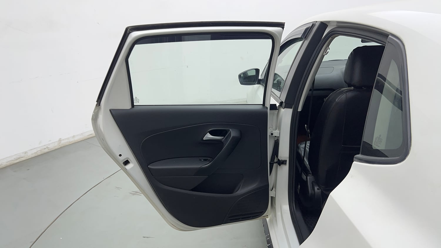 Used 2022 Volkswagen Polo Comfortline 1.0L MPI Petrol Manual interior LEFT REAR DOOR OPEN VIEW