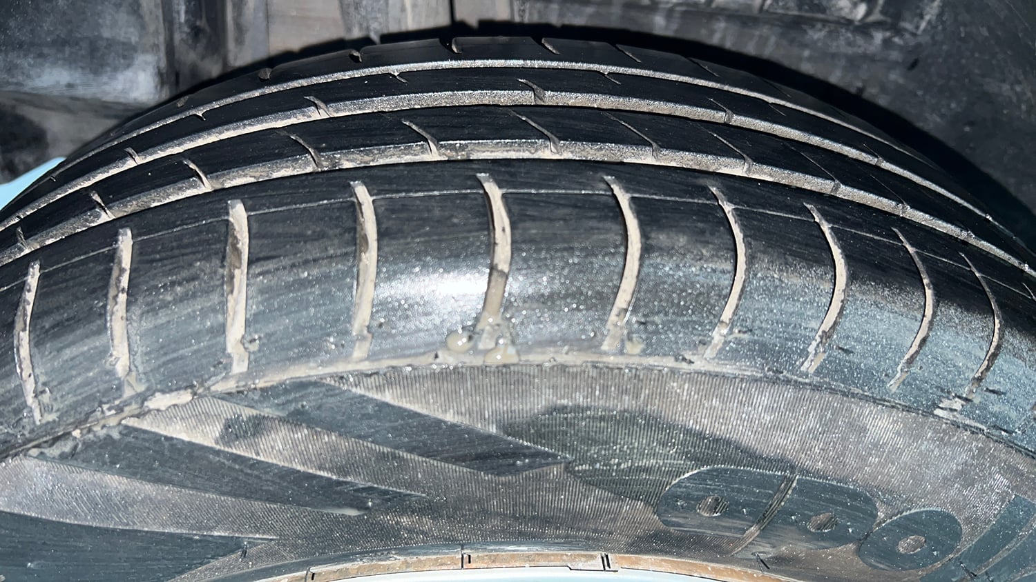 Used 2017 Maruti Suzuki Dzire VXi Petrol Manual tyres RIGHT REAR TYRE TREAD VIEW