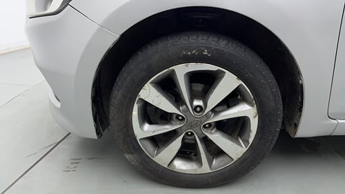 Used 2016 Hyundai Elite i20 Asta 1.2 Petrol Manual tyres LEFT FRONT TYRE RIM VIEW