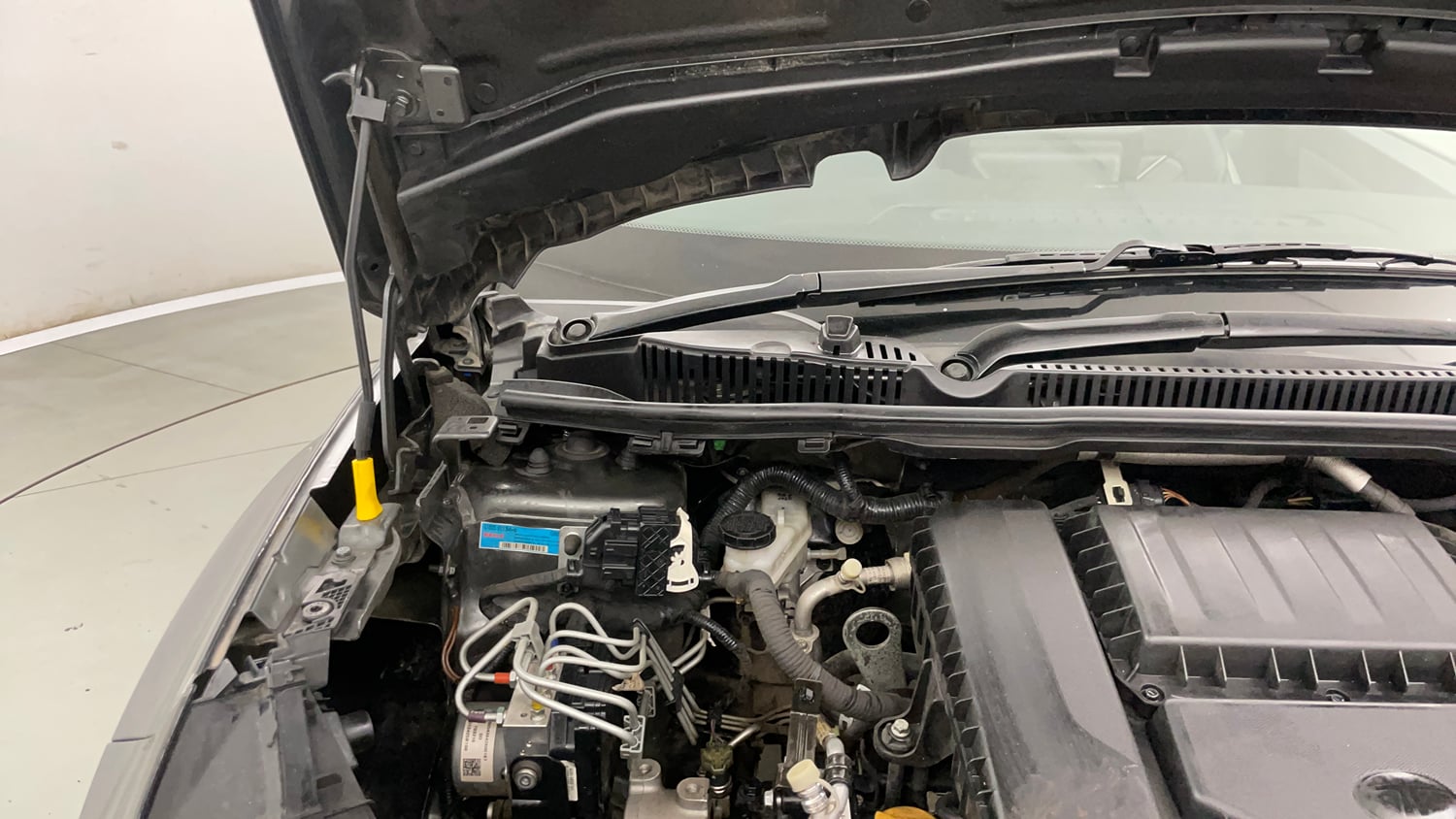 Used 2024 Tata Nexon Creative Plus S 1.5 Revotorq Diesel 6AMT Diesel Automatic engine ENGINE RIGHT SIDE HINGE & APRON VIEW