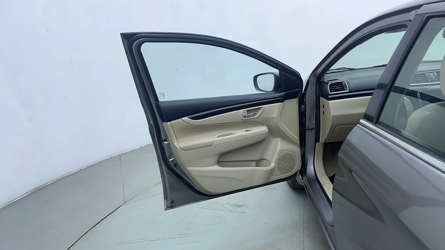 Used 2016 Maruti Suzuki Ciaz ZXI+ AT Petrol Automatic interior LEFT FRONT DOOR OPEN VIEW