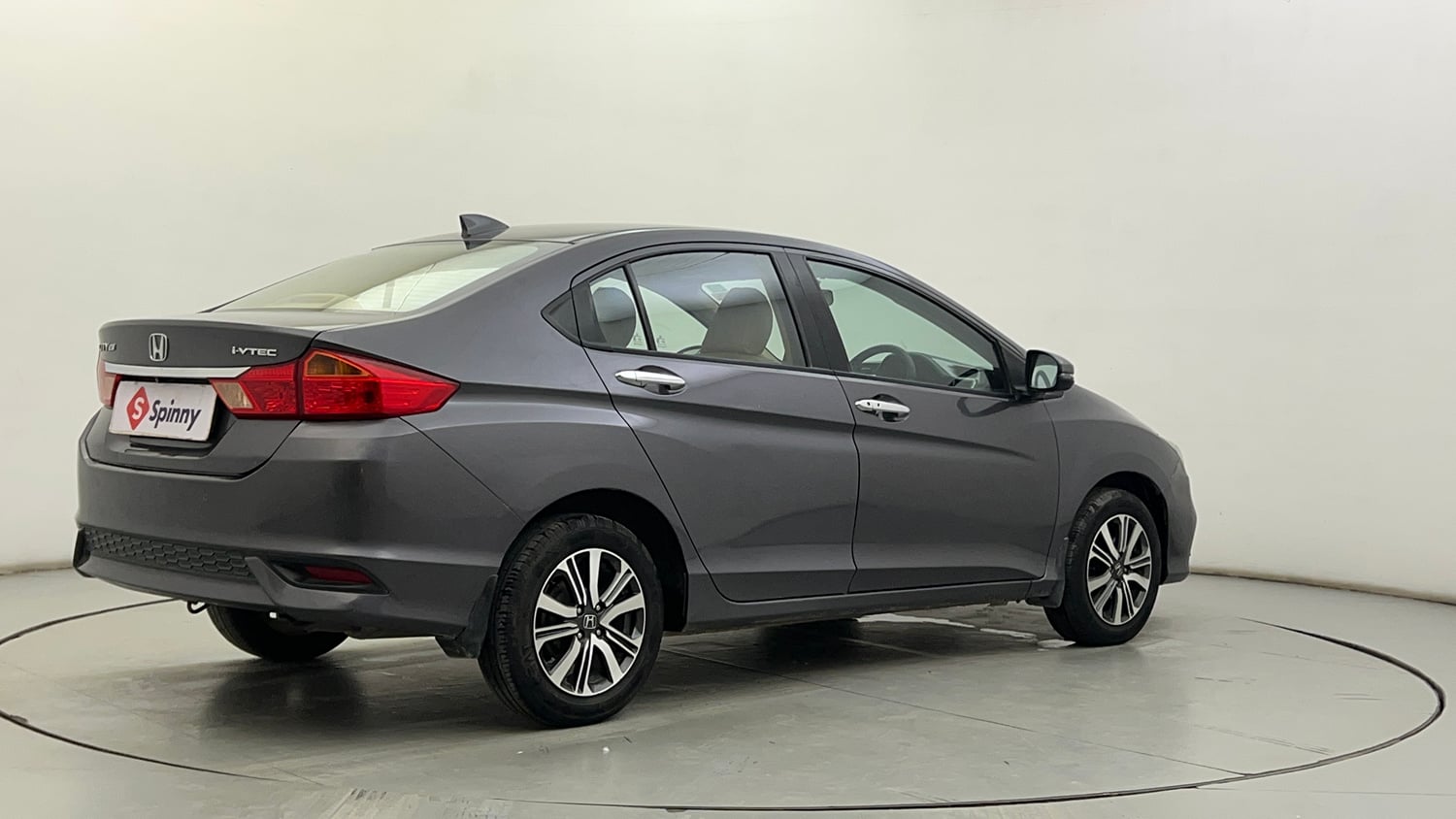 Used 2019 Honda City V CVT Petrol Petrol Automatic exterior RIGHT REAR CORNER VIEW