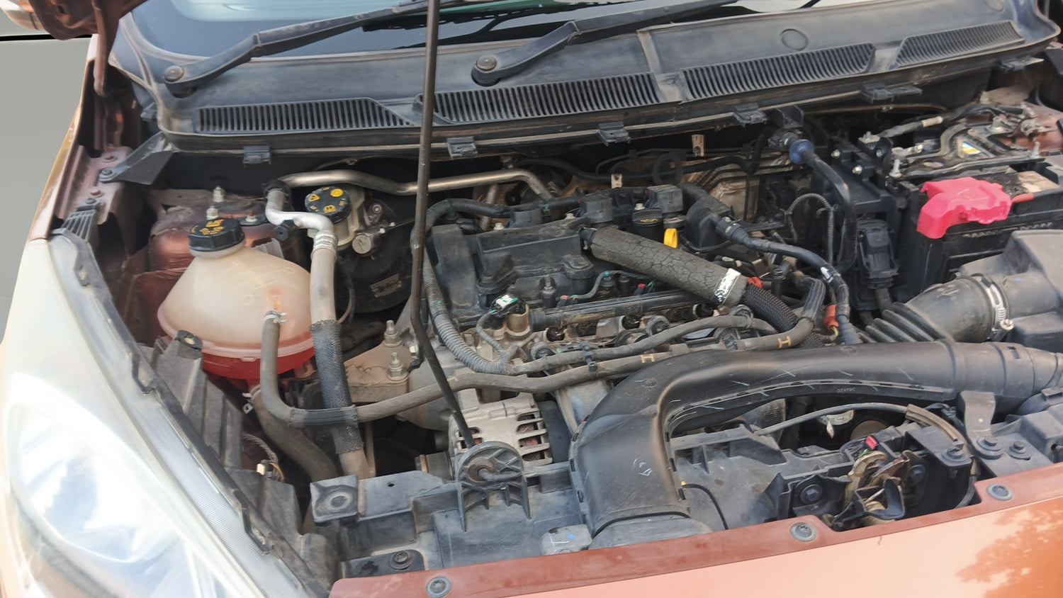 Used 2019 Ford Freestyle Trend Plus 1.2 Ti-VCT Petrol Manual engine ENGINE RIGHT SIDE VIEW