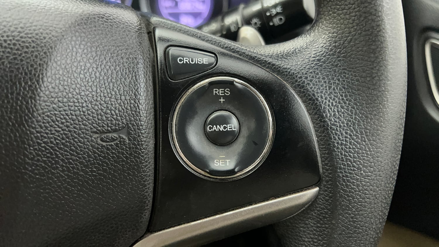 Used 2019 Honda City V CVT Petrol Petrol Automatic top_features Cruise control