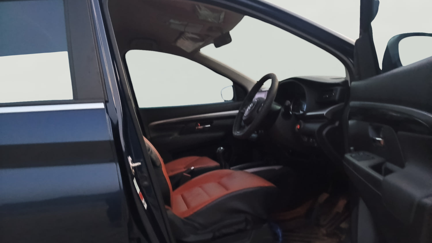 Used 2024 Maruti Suzuki XL6 Zeta MT Petrol Petrol Manual interior RIGHT SIDE FRONT DOOR CABIN VIEW