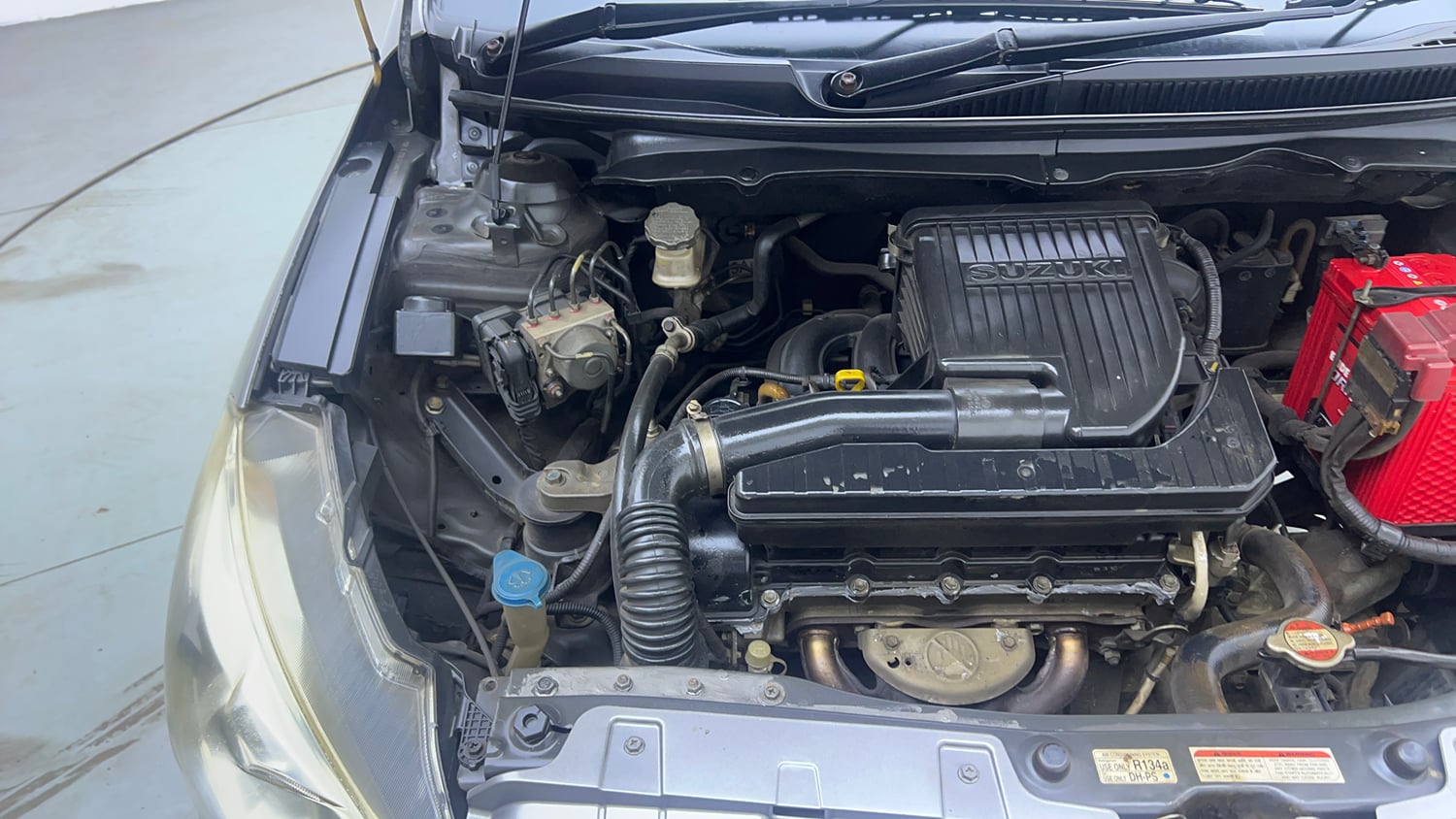 Used 2016 Maruti Suzuki Ciaz ZXI+ AT Petrol Automatic engine ENGINE RIGHT SIDE VIEW
