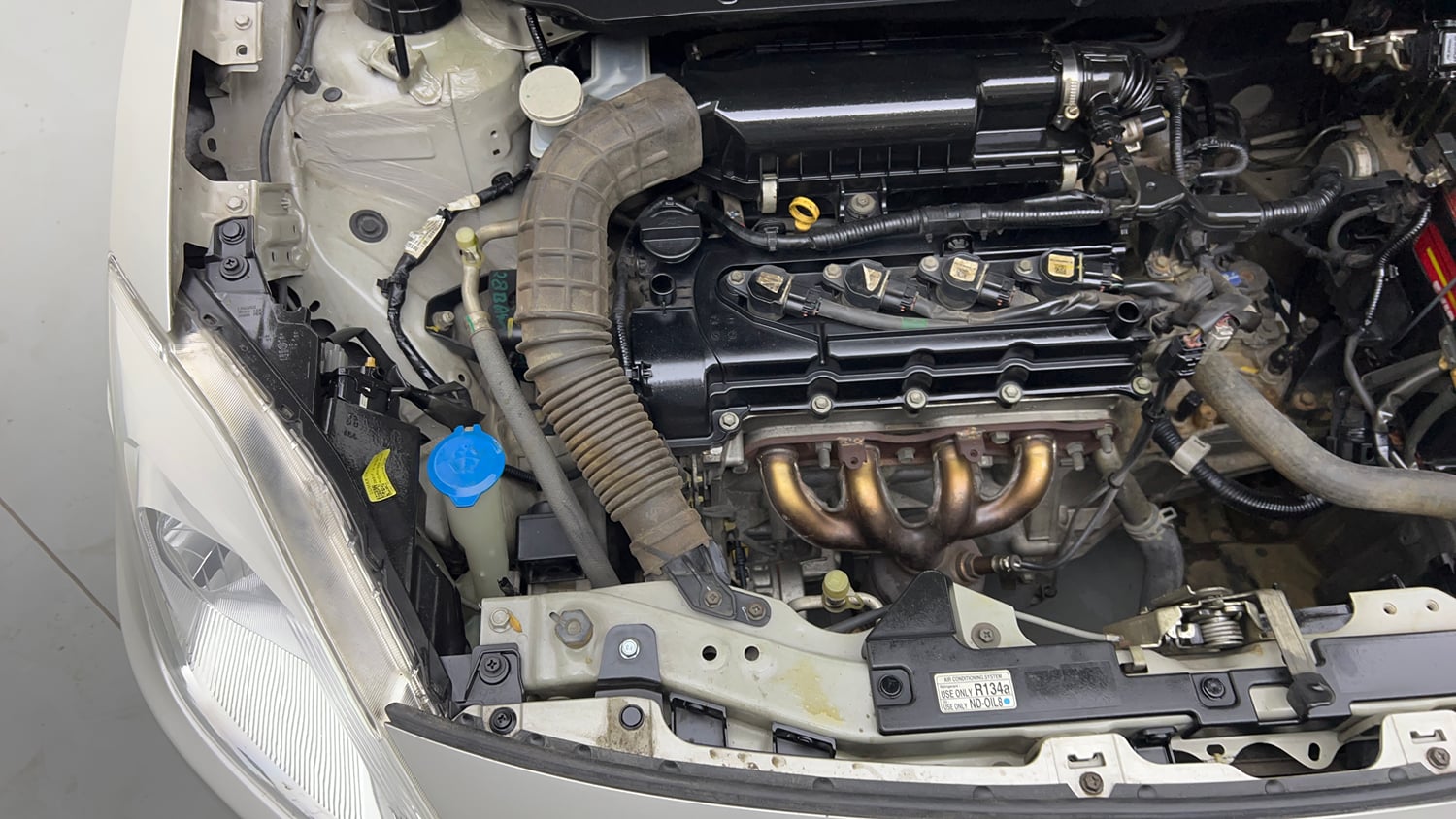 Used 2017 Maruti Suzuki Dzire VXi Petrol Manual engine ENGINE RIGHT SIDE VIEW