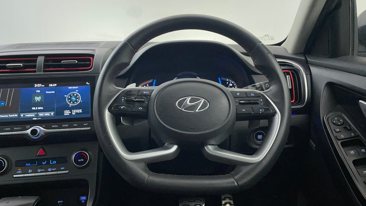 Used 2022 Hyundai Creta SX (O) 1.4 Turbo 7 DCT Petrol Automatic interior STEERING VIEW