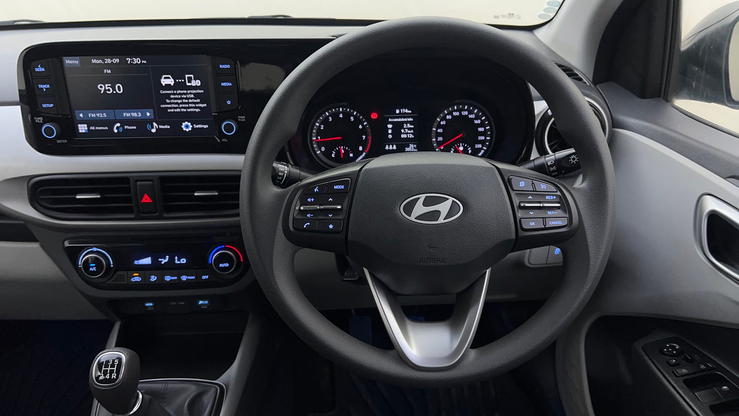 Used 2025 Hyundai Grand i10 Nios Sportz (O) 1.2 Kappa VTVT Petrol Manual interior STEERING VIEW