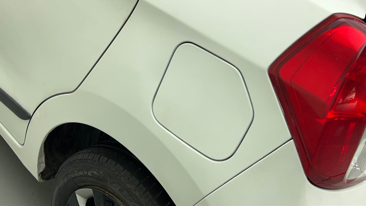 Used 2014 Maruti Suzuki Celerio VXi Petrol Manual dents MINOR SCRATCH