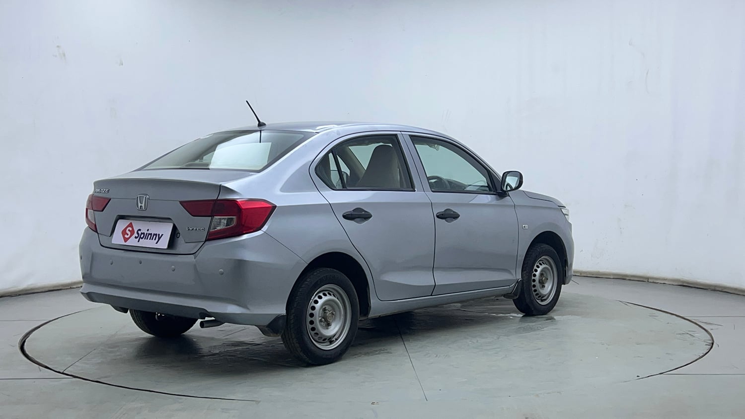 Used 2018 Honda Amaze 1.2 E MT Petrol Petrol Manual exterior RIGHT REAR CORNER VIEW