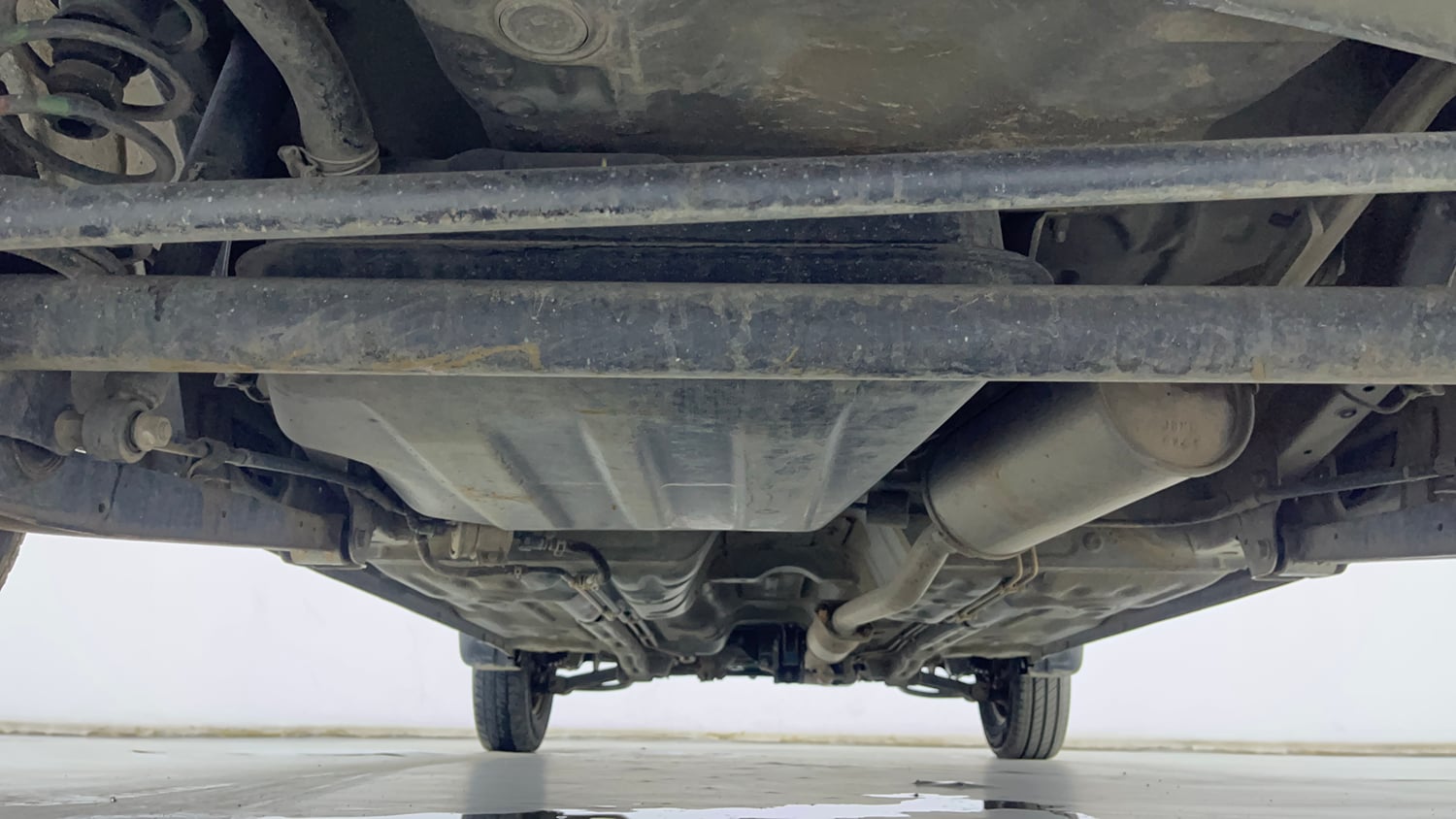 Used 2018 Maruti Suzuki Alto 800 LXi Petrol Manual extra REAR UNDERBODY VIEW (TAKEN FROM REAR)