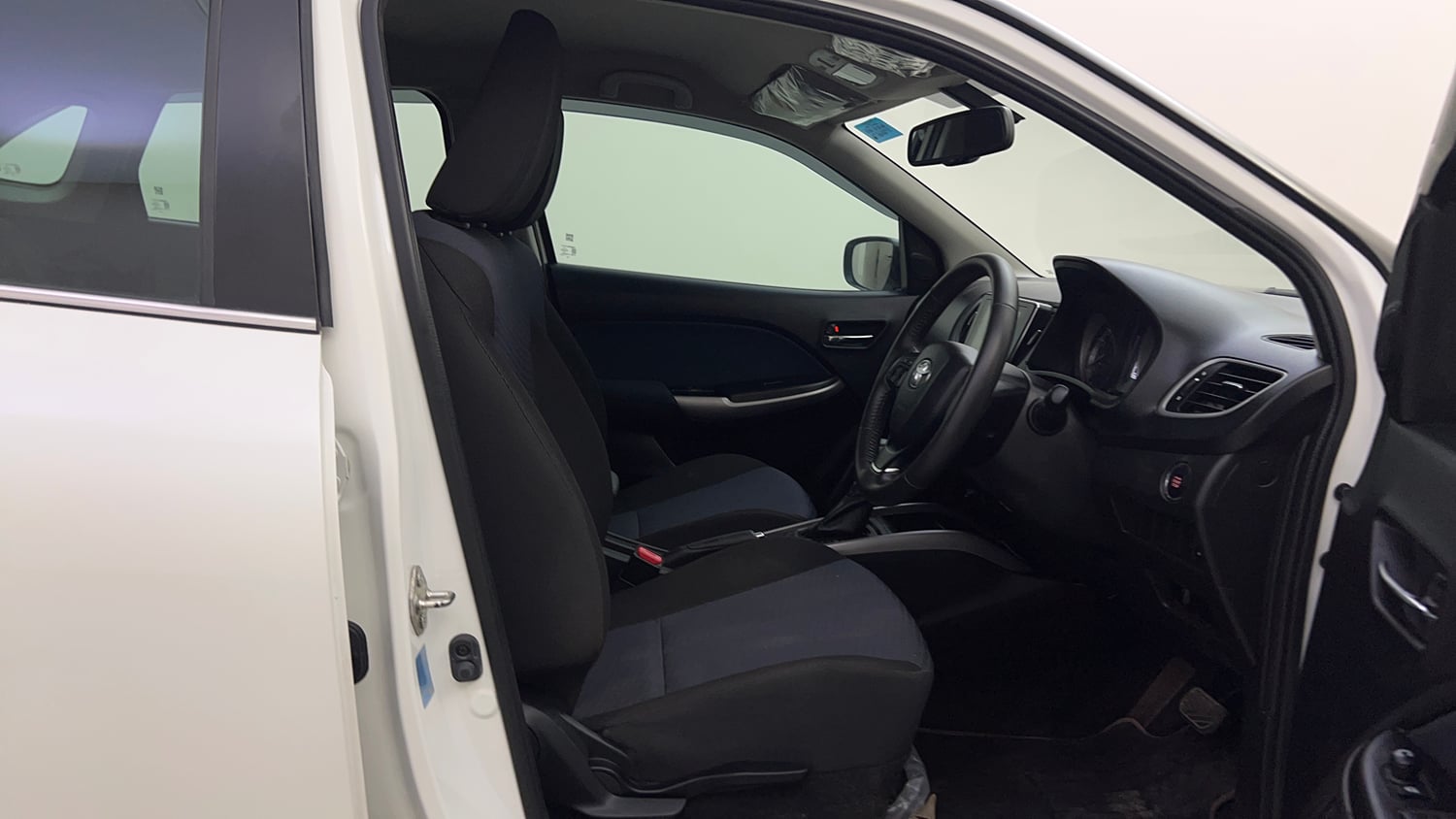 Used 2021 Toyota Glanza V CVT Petrol Automatic interior RIGHT SIDE FRONT DOOR CABIN VIEW