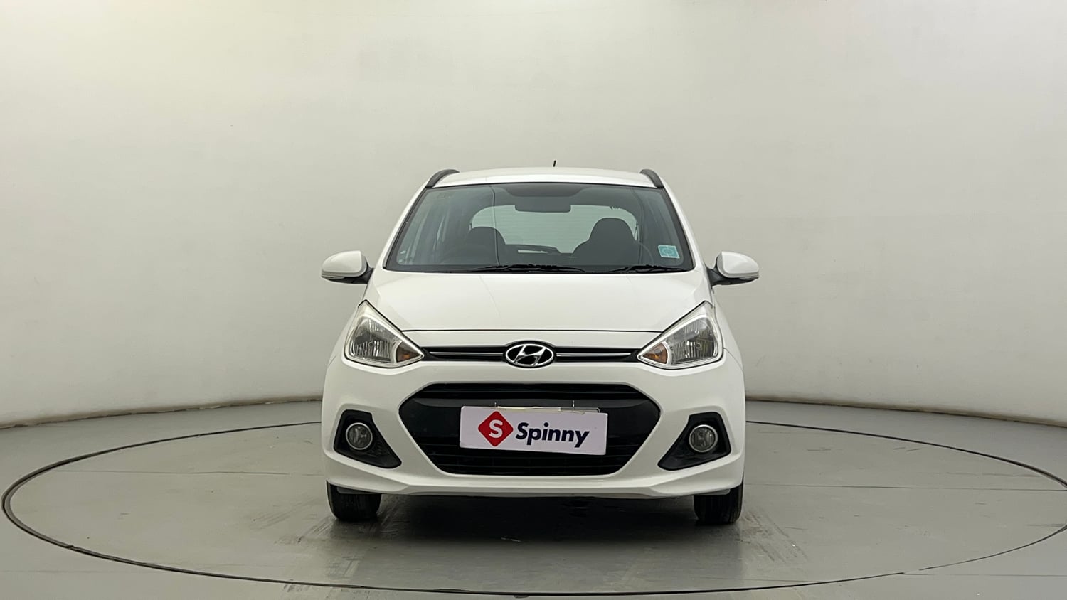 Used 2015 Hyundai Grand i10 Asta AT 1.2 Kappa VTVT Petrol Automatic exterior FRONT VIEW