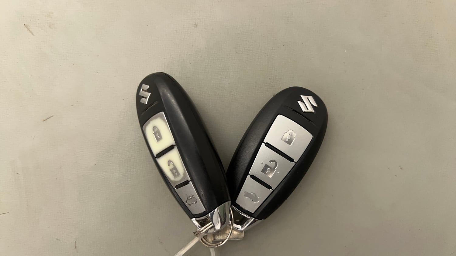 Used 2017 Maruti Suzuki Ciaz Alpha 1.4 AT Petrol Automatic extra CAR KEY VIEW