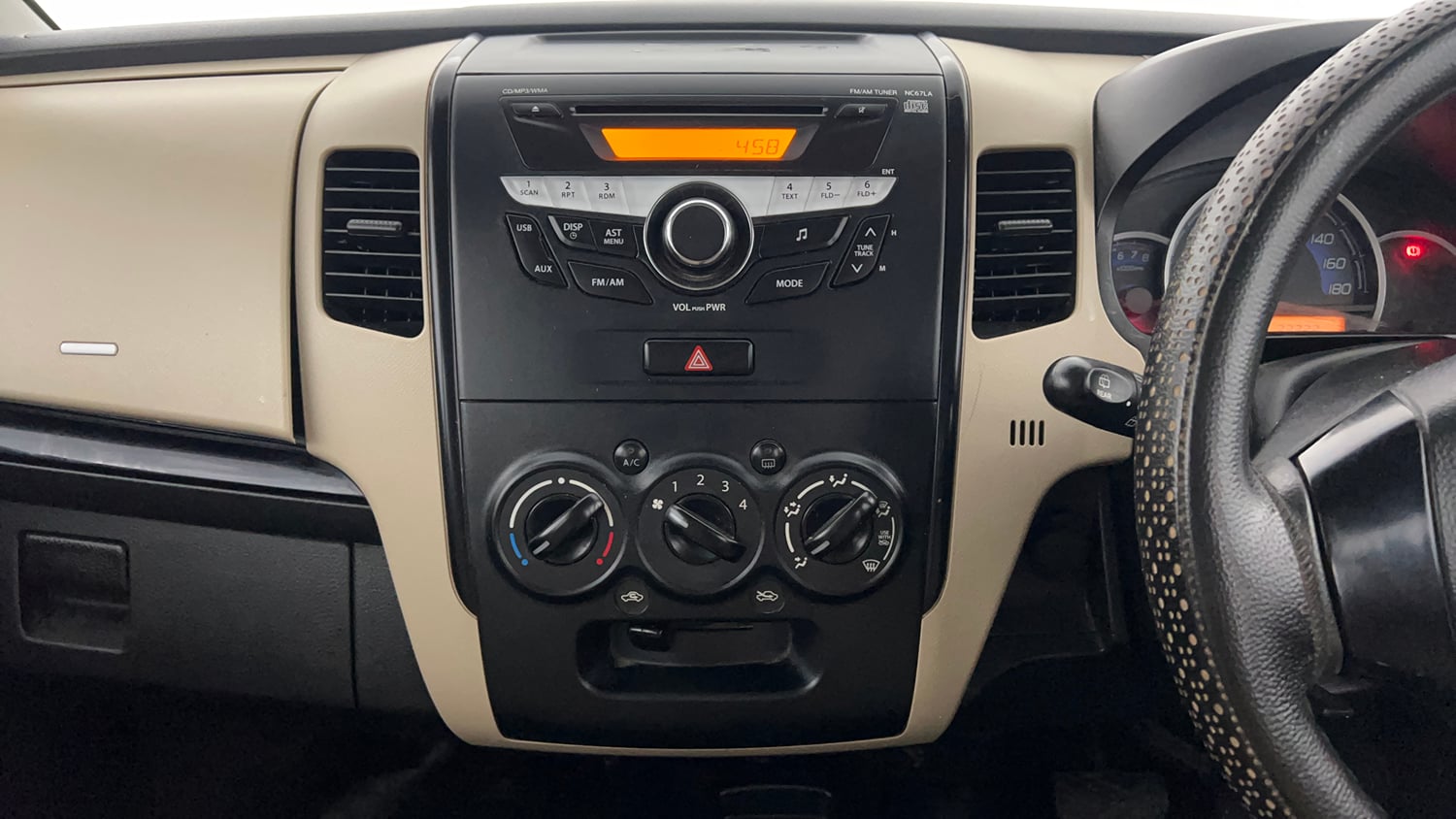 Used 2017 Maruti Suzuki Wagon R 1.0 VXI AMT Petrol Automatic interior MUSIC SYSTEM & AC CONTROL VIEW