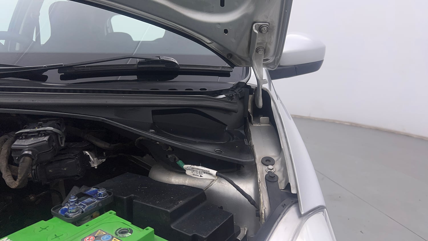 Used 2018 Tata Tiago Revotron XT Petrol Manual engine ENGINE LEFT SIDE HINGE & APRON VIEW