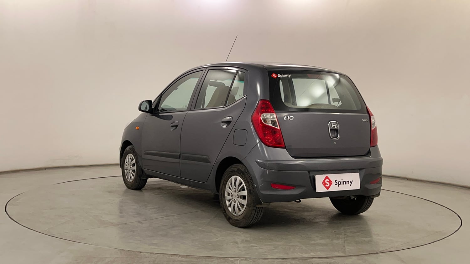Used 2014 Hyundai i10 Sportz 1.1 iRDE2 Petrol Manual exterior LEFT REAR CORNER VIEW